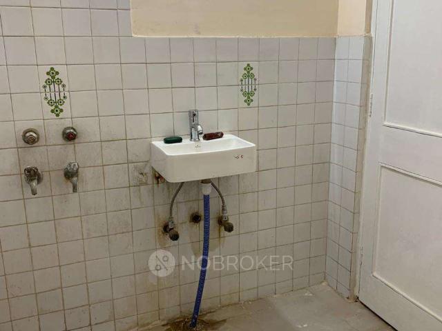 Property for rent in Hariana