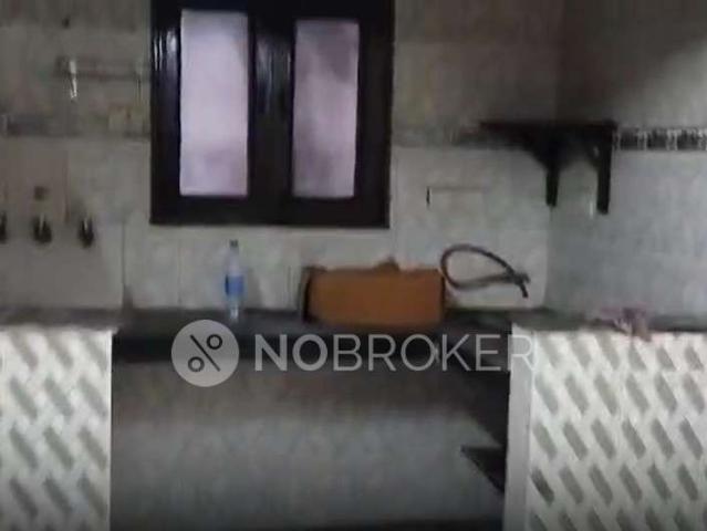 Property for rent in East Delhi, Deri