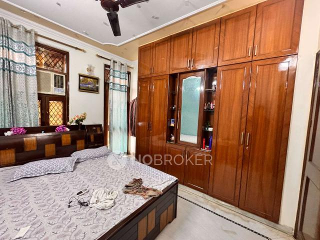 Property for rent in Mahipalpur, Delhi