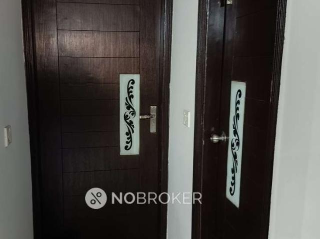 Flat for rent in North West Delhi, Deri