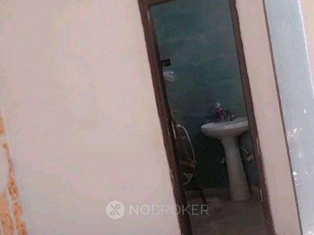 Property for rent in Hariana