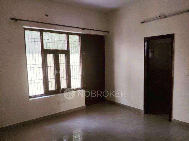 Property for rent in Hariana