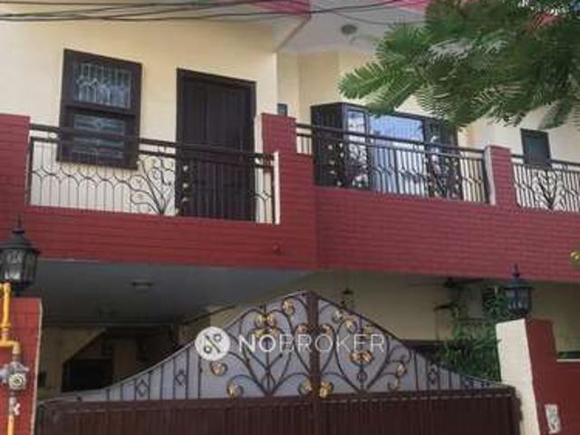 Property for rent in Hariana