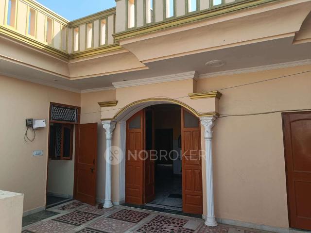 Property for rent in Hariana