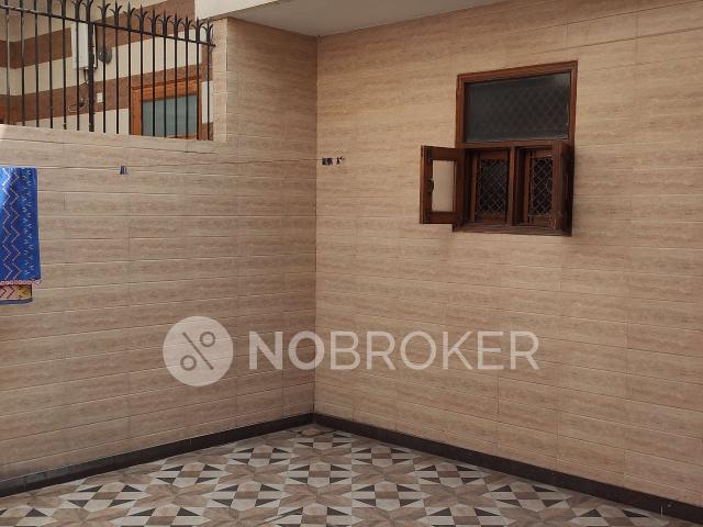 Property for rent in Hariana