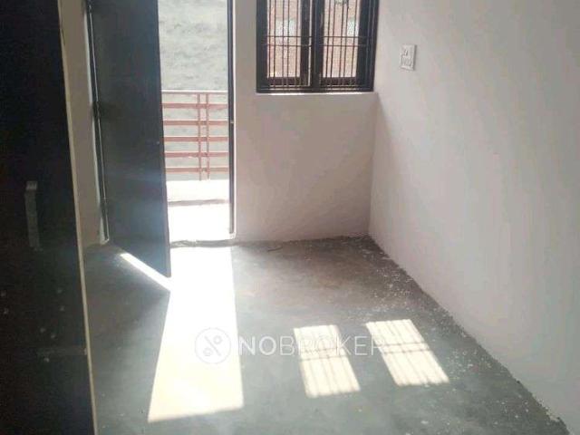 Property for rent in Hariana