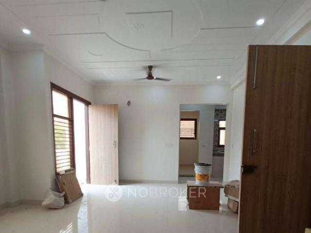 Property for rent in Hariana