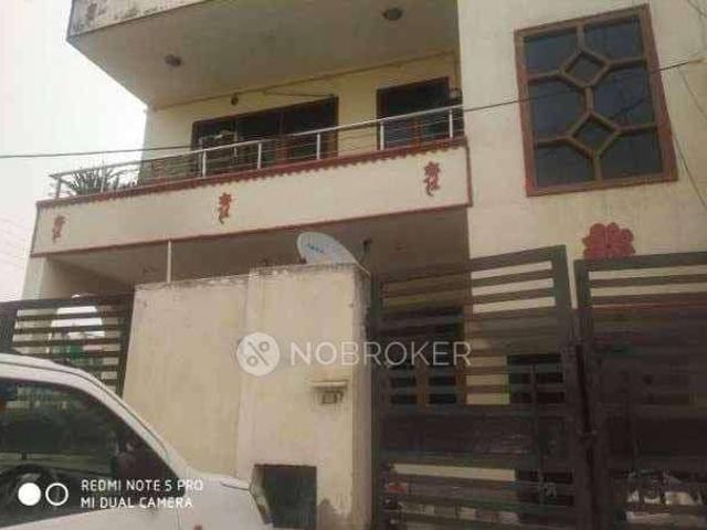 Property for rent in Hariana