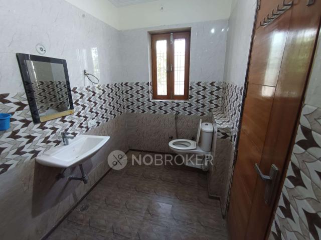 Property for rent in Hariana
