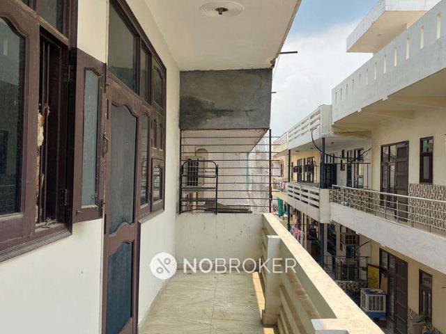 Property for rent in Hariana