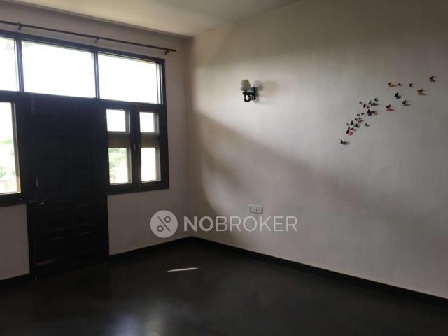 Property for rent in Hariana