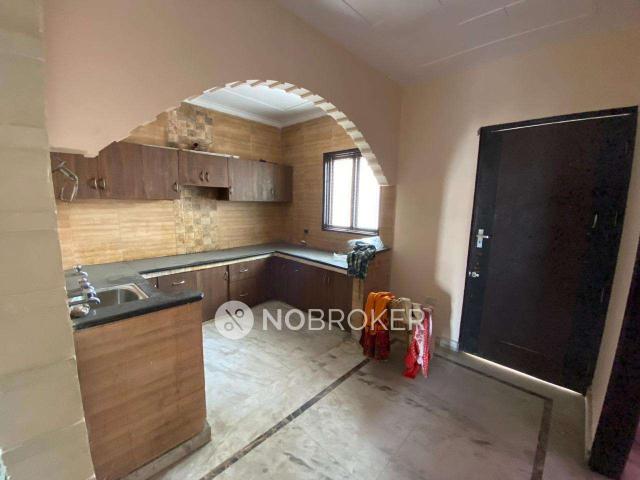 Property for rent in West Delhi, Deri