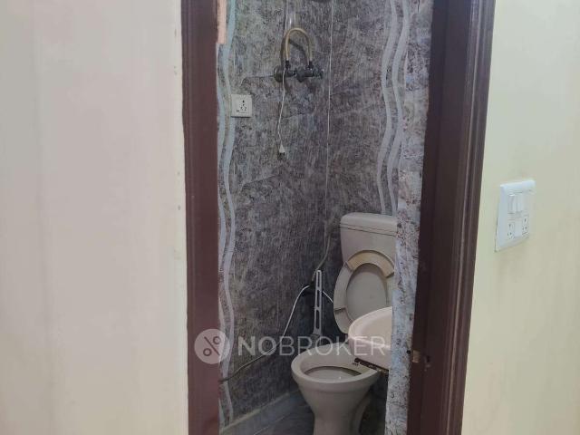 Property for rent in West Delhi, Deri