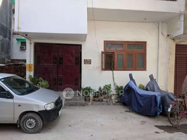 Property for rent in New Delhi, Delhi