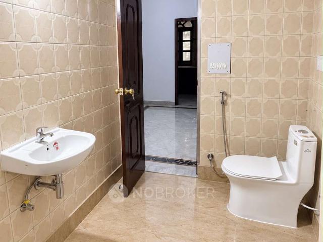 Property for rent in South Delhi, Deri