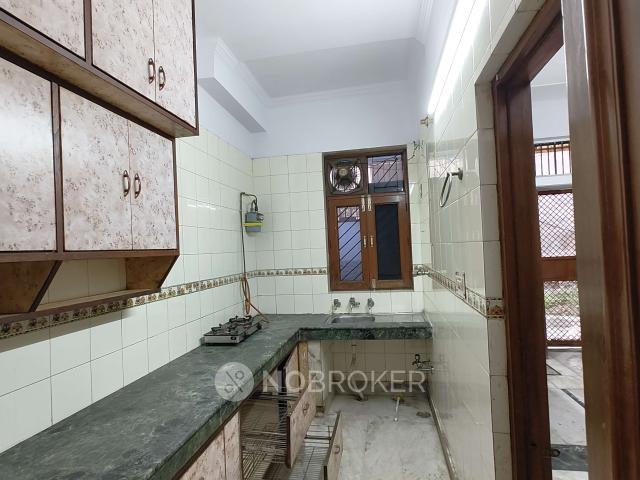 Property for rent in West Delhi, Deri