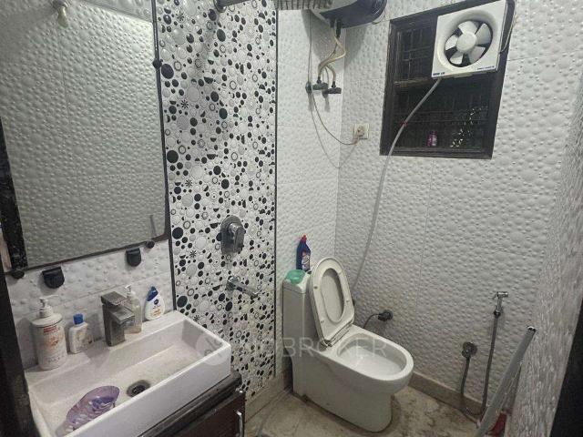 Property for rent in North Delhi, Deri