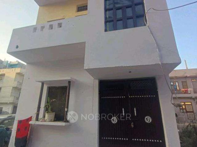 House for sale in South West Delhi, Deri