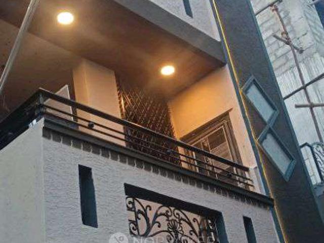 House for sale in Bangalore East, Cox Town - Bangalore