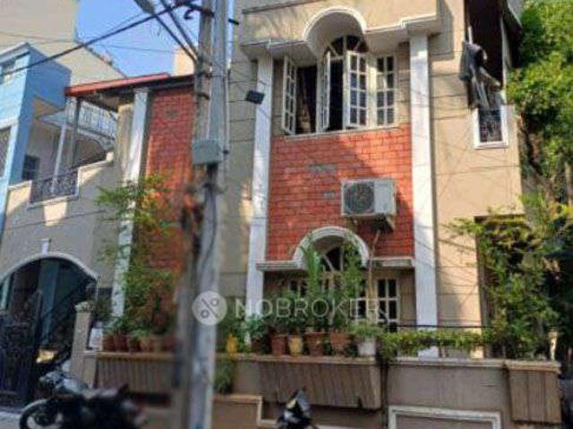 House for sale in Bangalore North, Cox Town - Bangalore