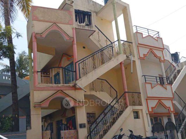 House for sale in Bangalore North, Cox Town - Bangalore