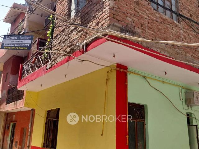 House for sale in Hariana