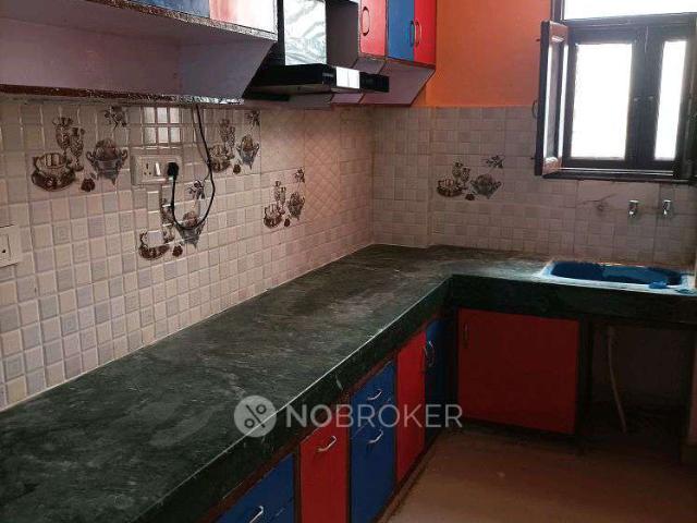 House for sale in Hariana