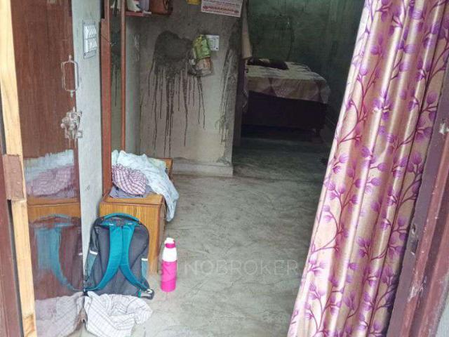 House for sale in South West Delhi, Deri
