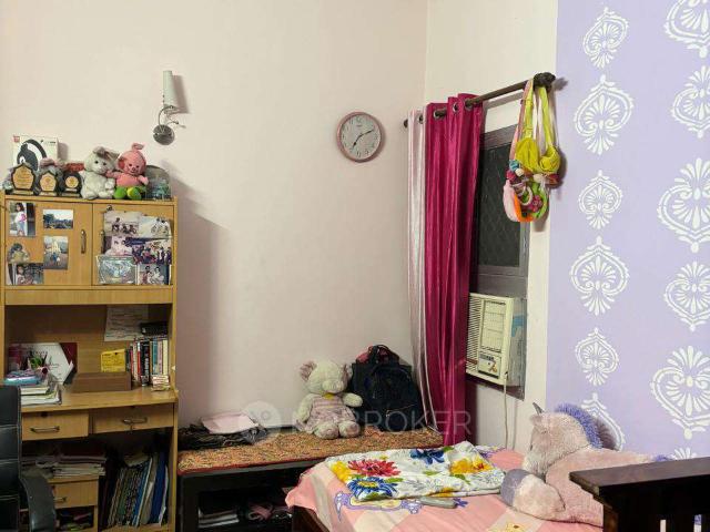 House for sale in Deri