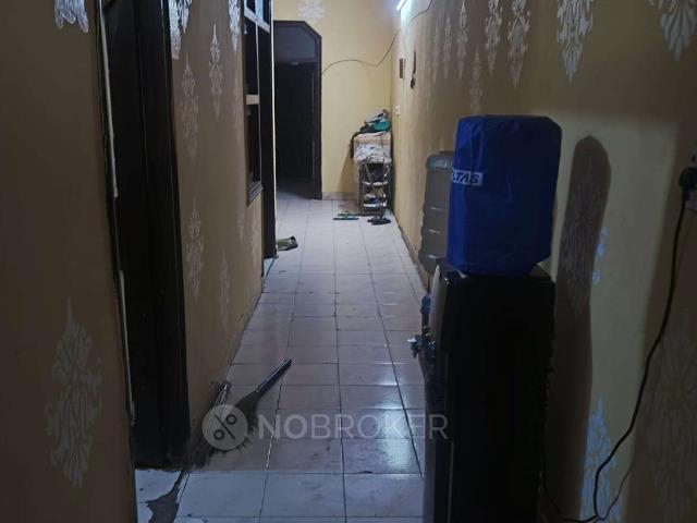 House for sale in East Delhi, Deri