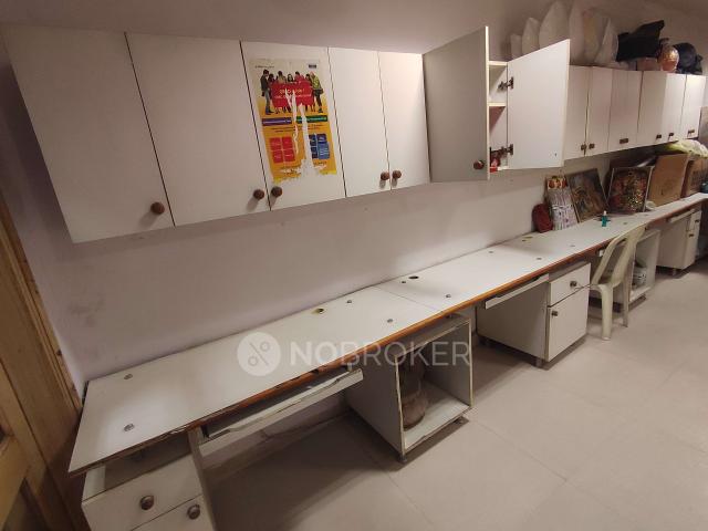 House for sale in Deri