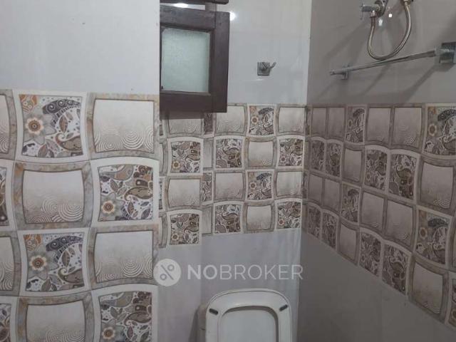 House for sale in South West Delhi, Deri