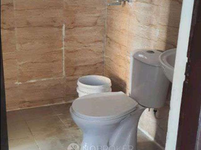 House for sale in Gautam Buddha Nagar, Uttar Pradesh