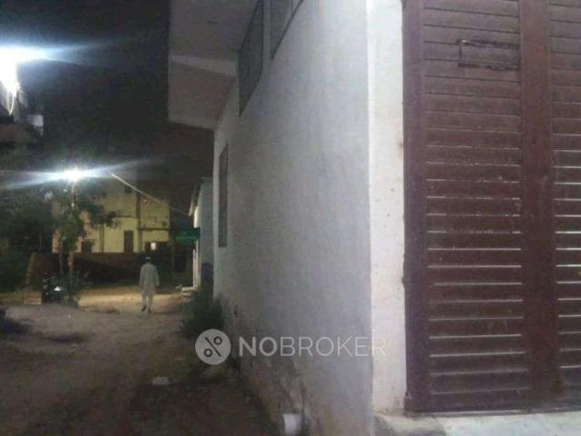House for sale in South West Delhi, Deri