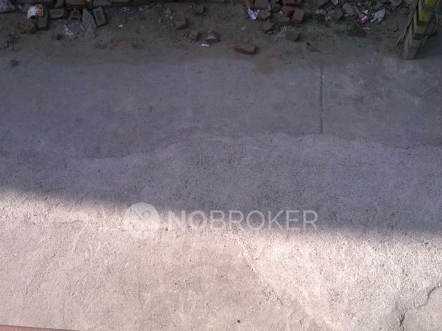House for sale in West Delhi, Deri
