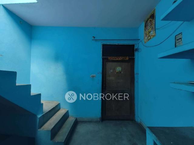 House for sale in North East Delhi, Deri
