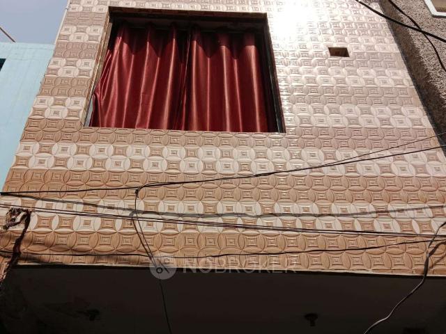 House for sale in Hariana