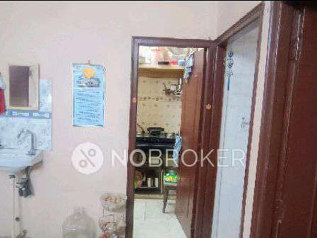 House for sale in East Delhi, Deri