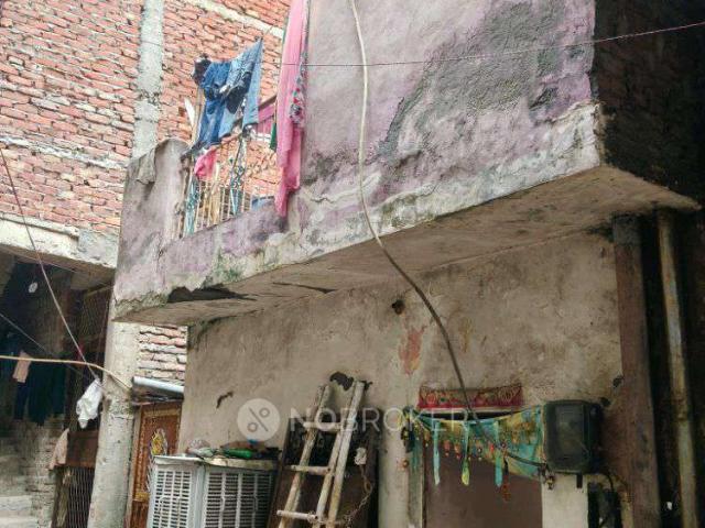 House for sale in East Delhi, Deri