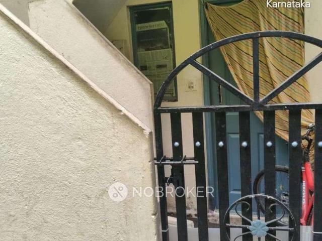 House for sale in Bangalore South, Cox Town - Bangalore