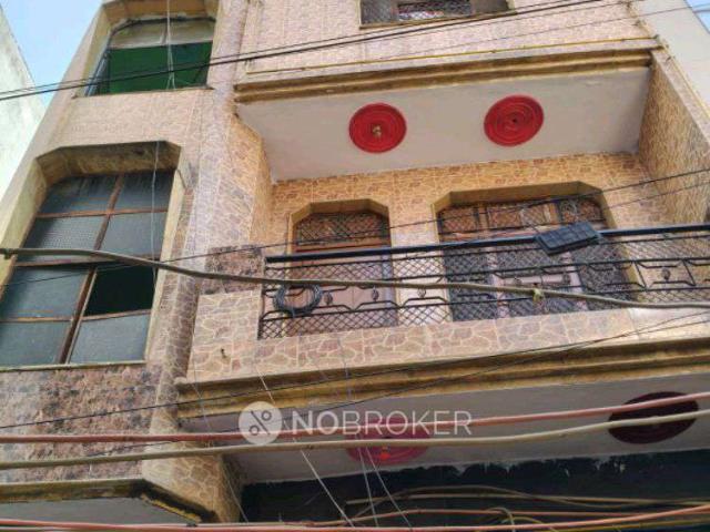 House for sale in West Delhi, Deri