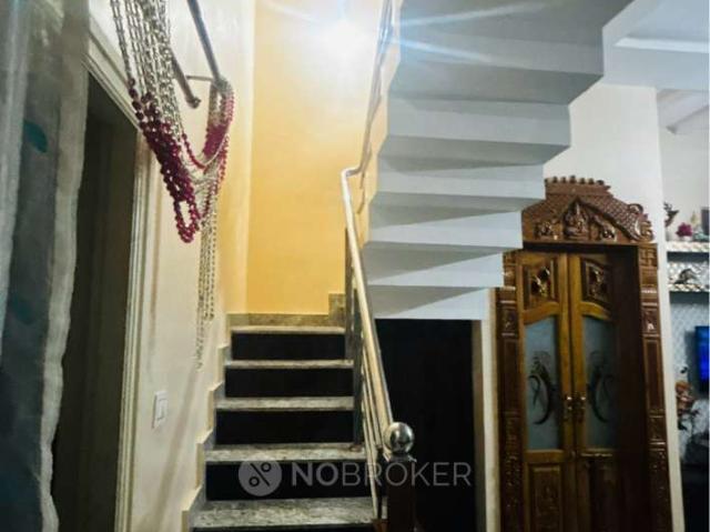 House for sale in Bangalore East, Cox Town - Bangalore
