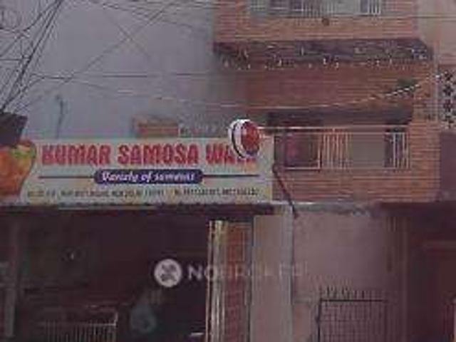 House for sale in West Delhi, Deri