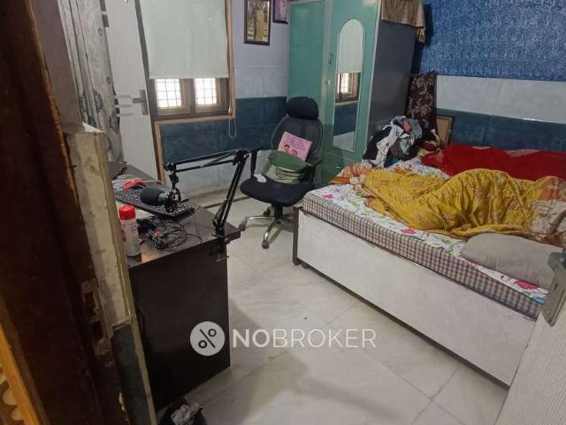 House for sale in West Delhi, Deri