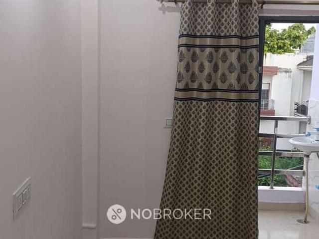 House for sale in South West Delhi, Deri