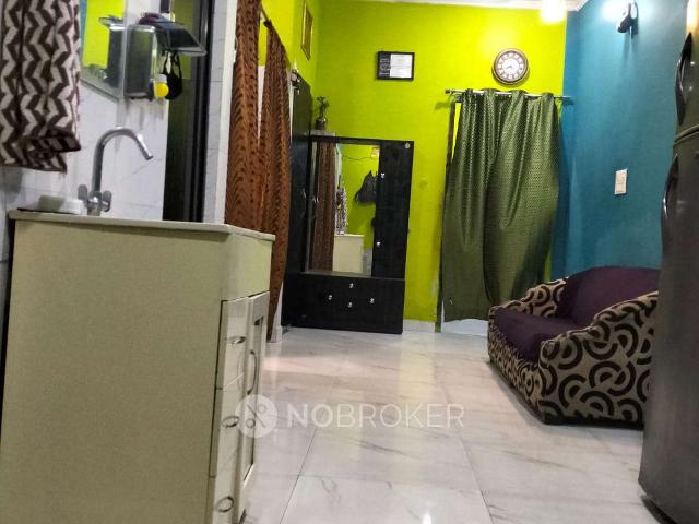 House for sale in West Delhi, Deri