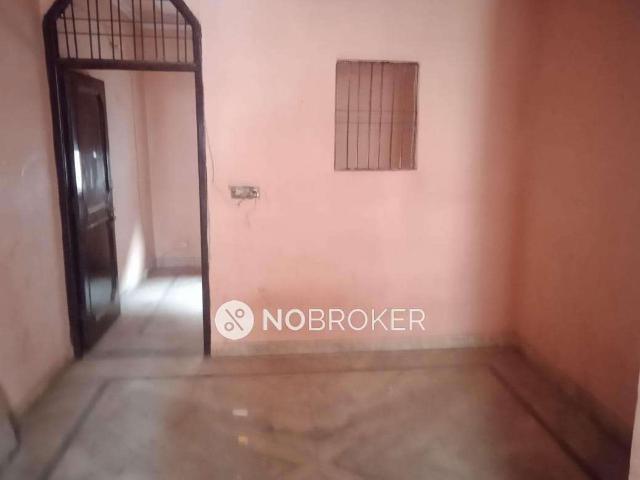 House for sale in Hariana