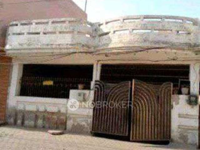 House for sale in Hariana