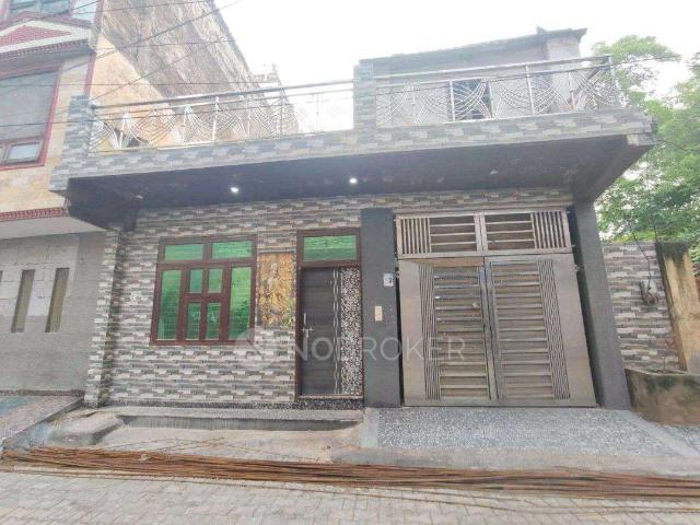 House for sale in Hariana