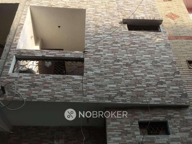 House for sale in South East Delhi, Delhi